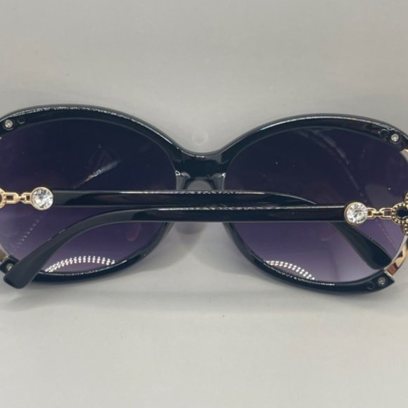 TWO New Round  Glasses - Picture 4 of 8